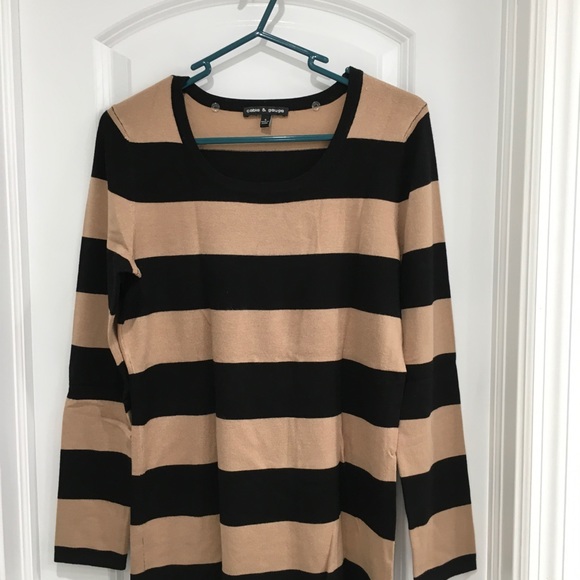 Cable & Gauge beautiful sweater - Picture 4 of 7